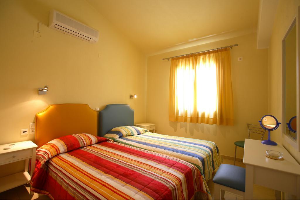 Porto Skopelos Villas Extérieur photo