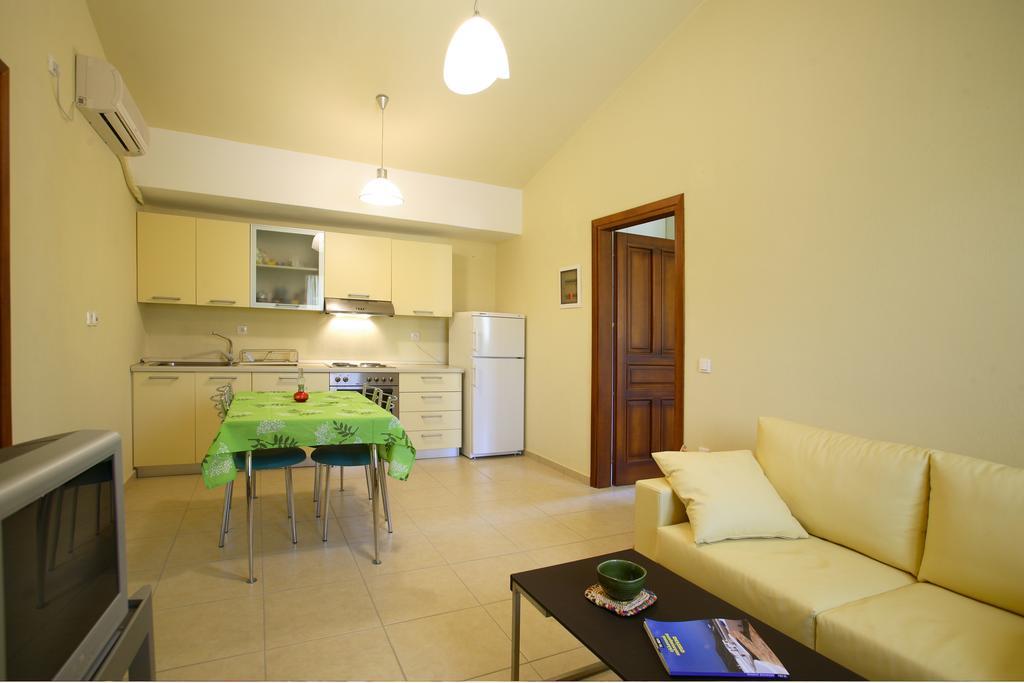 Porto Skopelos Villas Extérieur photo
